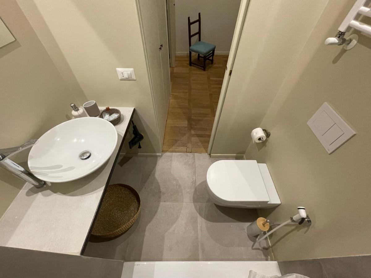 Center, Luxury & History In Via Monserrato Apartamento